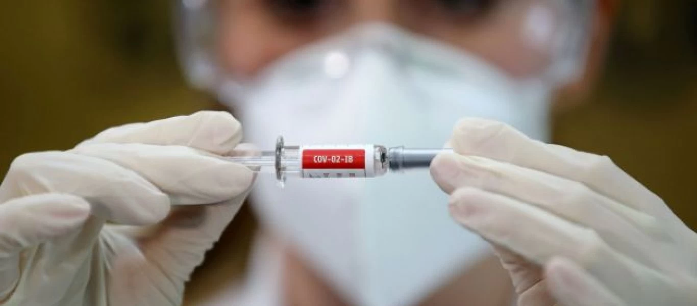 «Άρχισαν τα όργανα» στη Ρωσία: Οι εργαζόμενοι που δεν εμβολιάζονται θα τίθενται σε διαθεσιμότητα